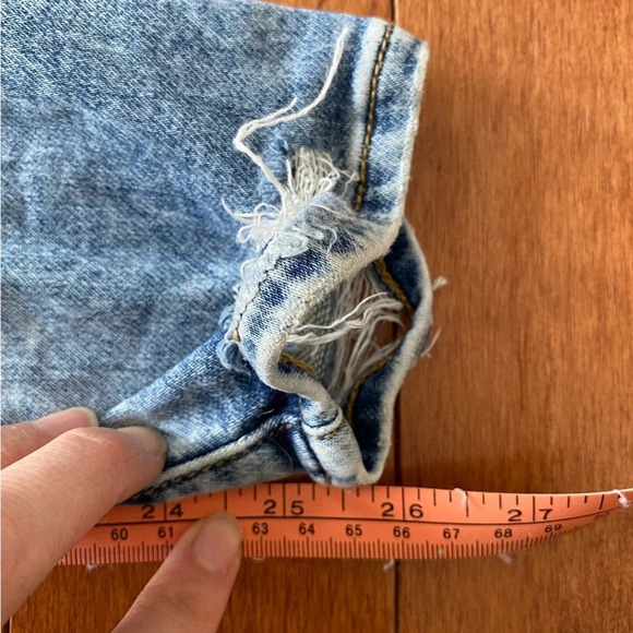 AMERICAN Eagle Light  Wash Ripped Skinny Jeans Super Stretch Jegging Size 0 - Picture 9 of 12